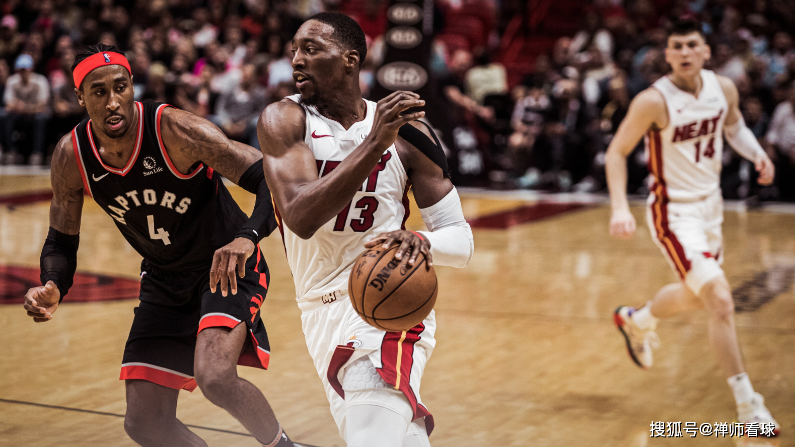 PG电子官网 -里程碑夜！波特兰开拓者内部沟通；中超赛后刷纪录；底气十足；更衣室氛围转暖的简单介绍