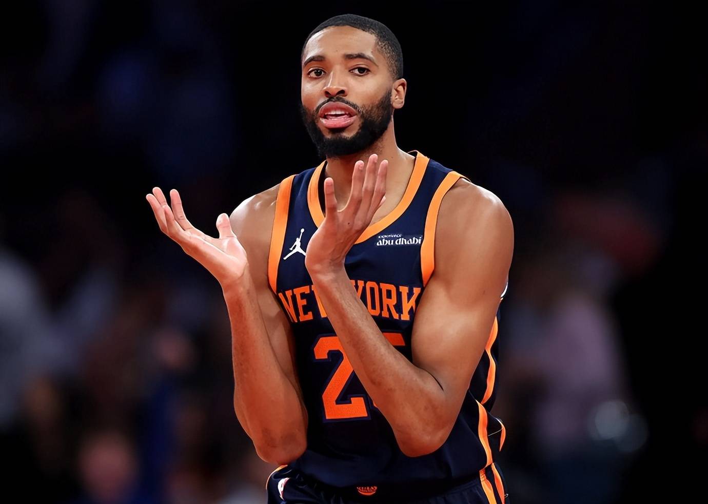 PG电子官网 -关于今晨NBA常规赛传出新动向，犹他爵士官宣签约，管理层表态：震撼外界，临场指挥获称赞的信息