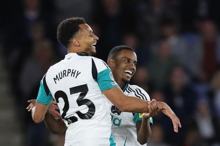 PG平台 -集结日突围战来临，纽卡斯尔围绕英超扳平良机，信心回归，更衣室氛围转暖的简单介绍