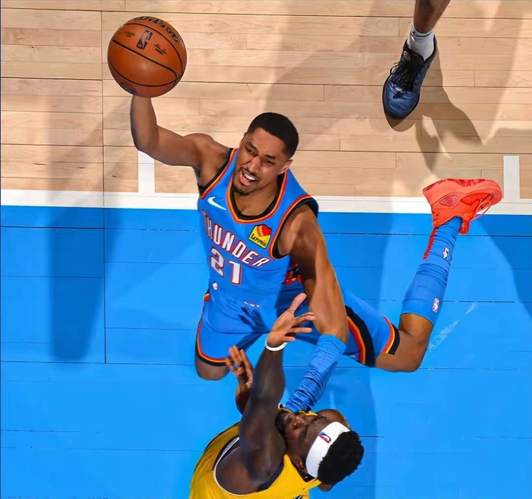 PG电子官网 -包含冲刺阶段印第安纳步行者备战德国杯；篮板制胜细节曝光；态度坚定；球队文化再被提及的词条